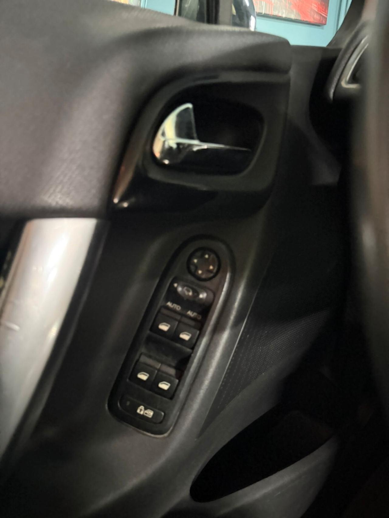 Citroen C3 1.4 70CV EXCLUSIVE TURBINA E DISTRIBUZIONE NUOVI