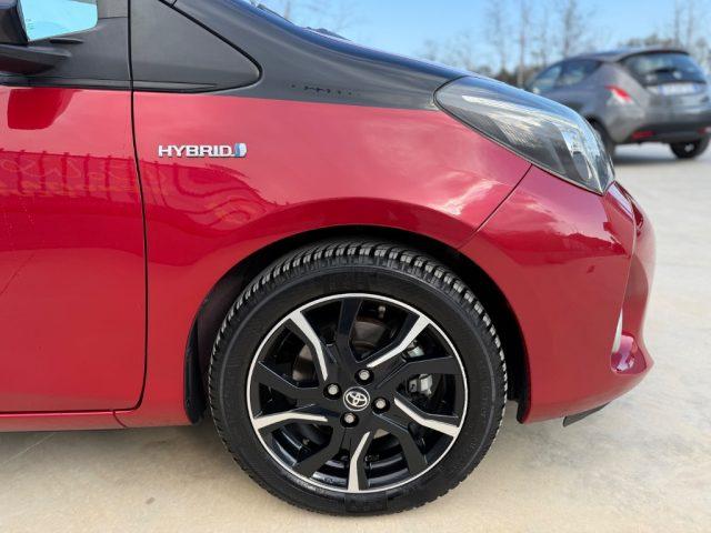 TOYOTA Yaris 1.5 Hybrid PARI AL NUOVO