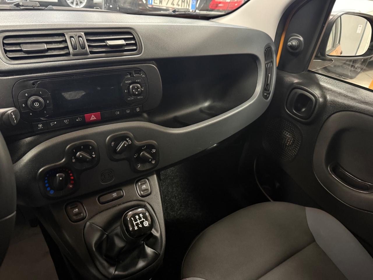 Fiat Panda 1.2 Lounge 69CV Ok Neopatentati