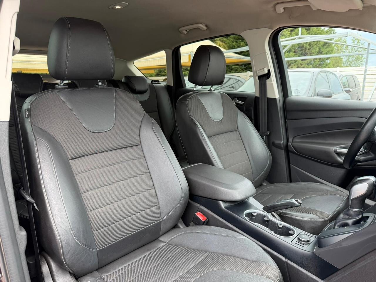 Ford Kuga 2.0 TDCI 150 CV S&S 2WD Titanium