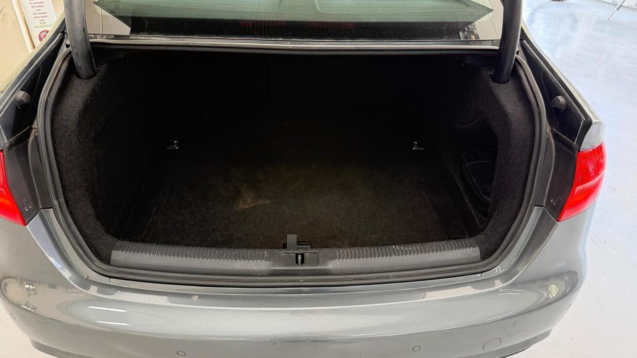Audi A4 2.0 TDI 120 CV Berlina Advanced