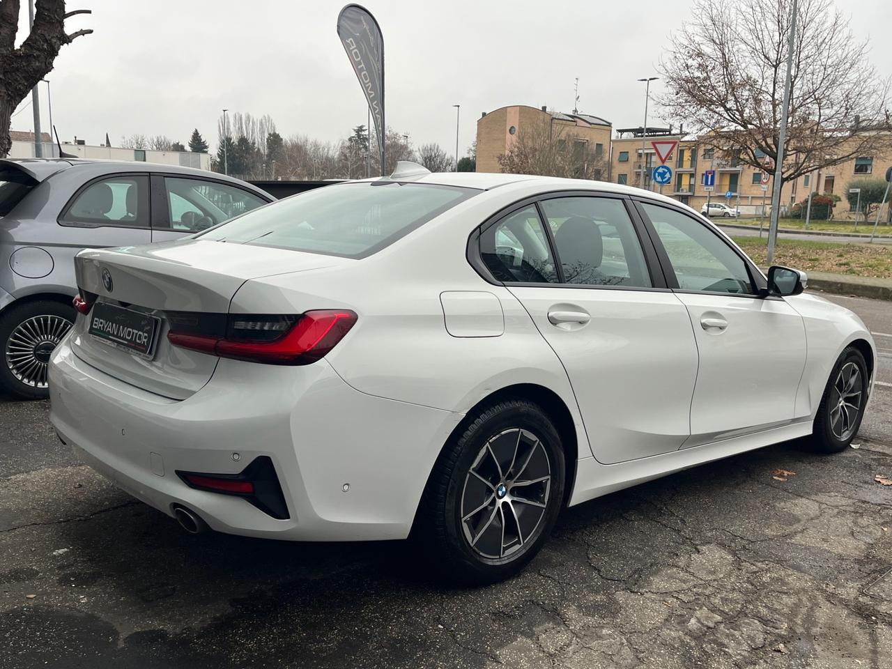 Bmw 318d 48V Business Advantage