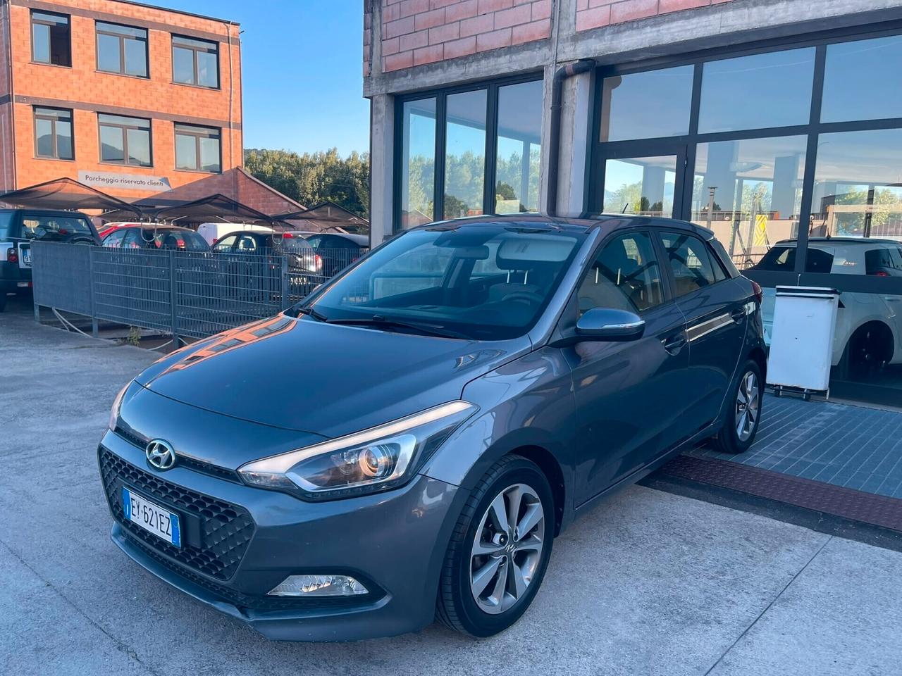 Hyundai i20 1.2 84 CV 5p Style - Neopatentati