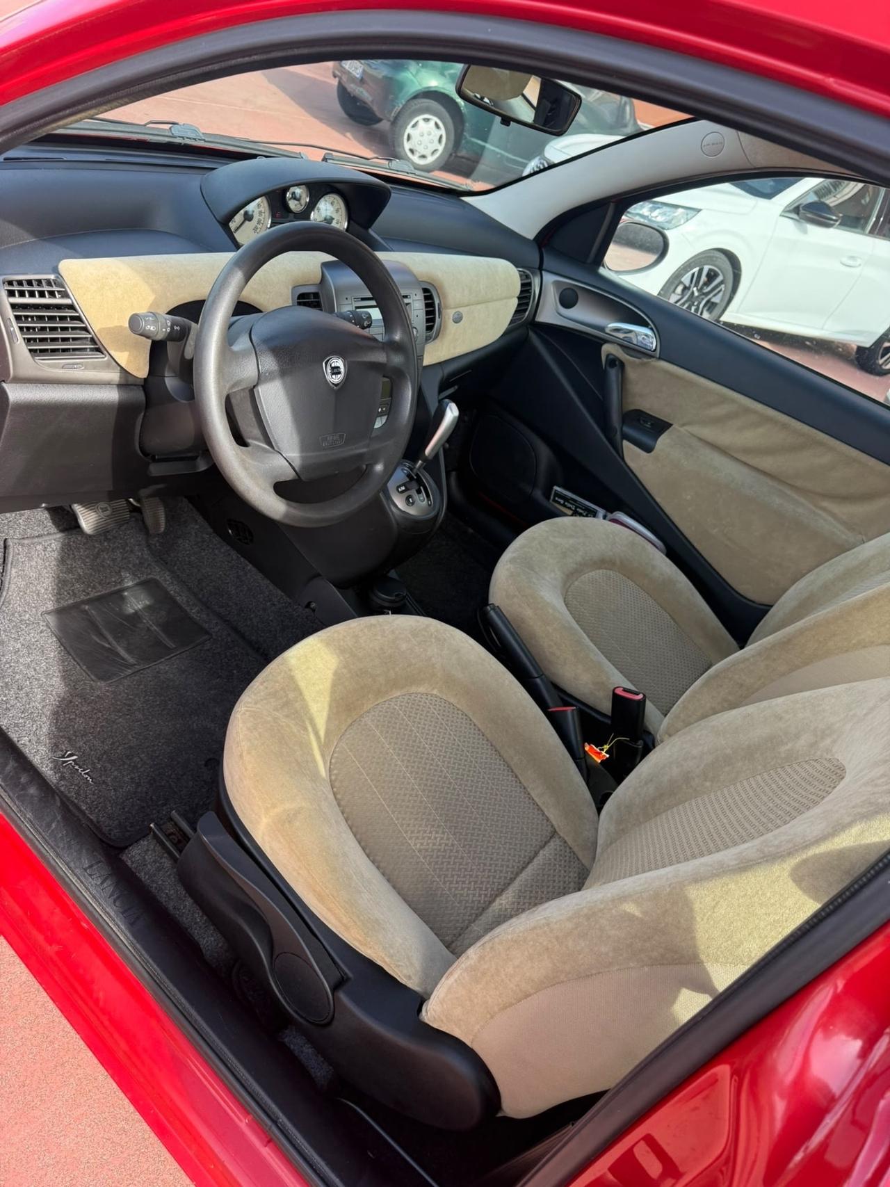 Lancia Ypsilon 1.3 Multijet 16V