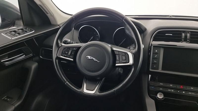 Jaguar F-Pace 2.0d 180 CV AWD aut. Prestige