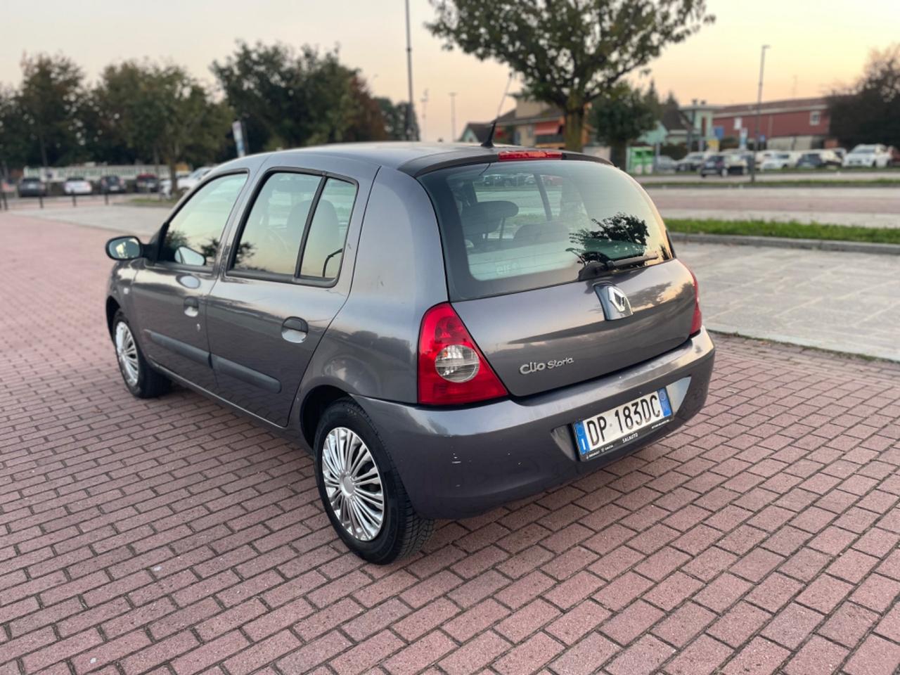 Renault Clio Storia 1.2 5 porte GPL Confort