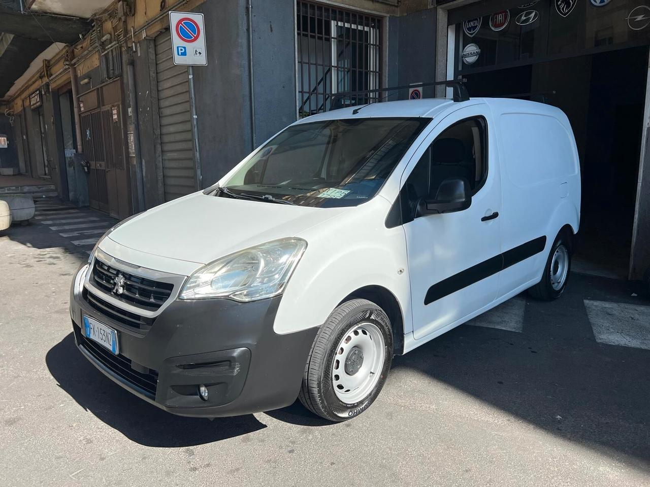 Peugeot Partner Tepee BlueHDi 100 Active