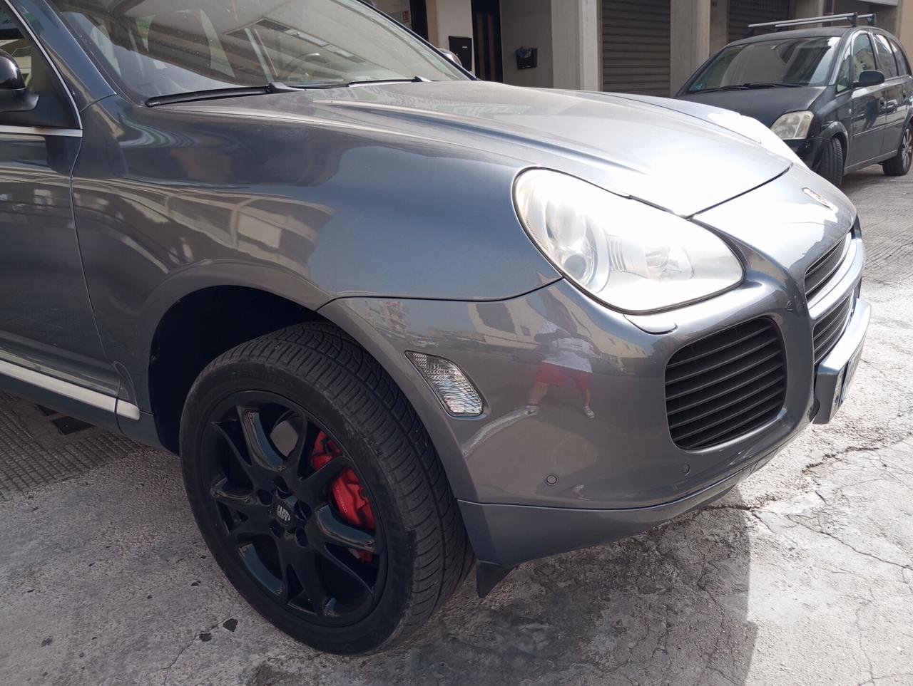 Porsche Cayenne 4.5 cat Turbo