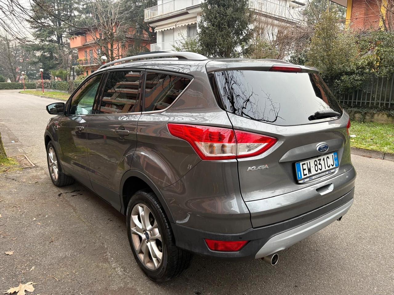 Ford Kuga 2.0 TDCI 140 CV 4WD Powershift Business