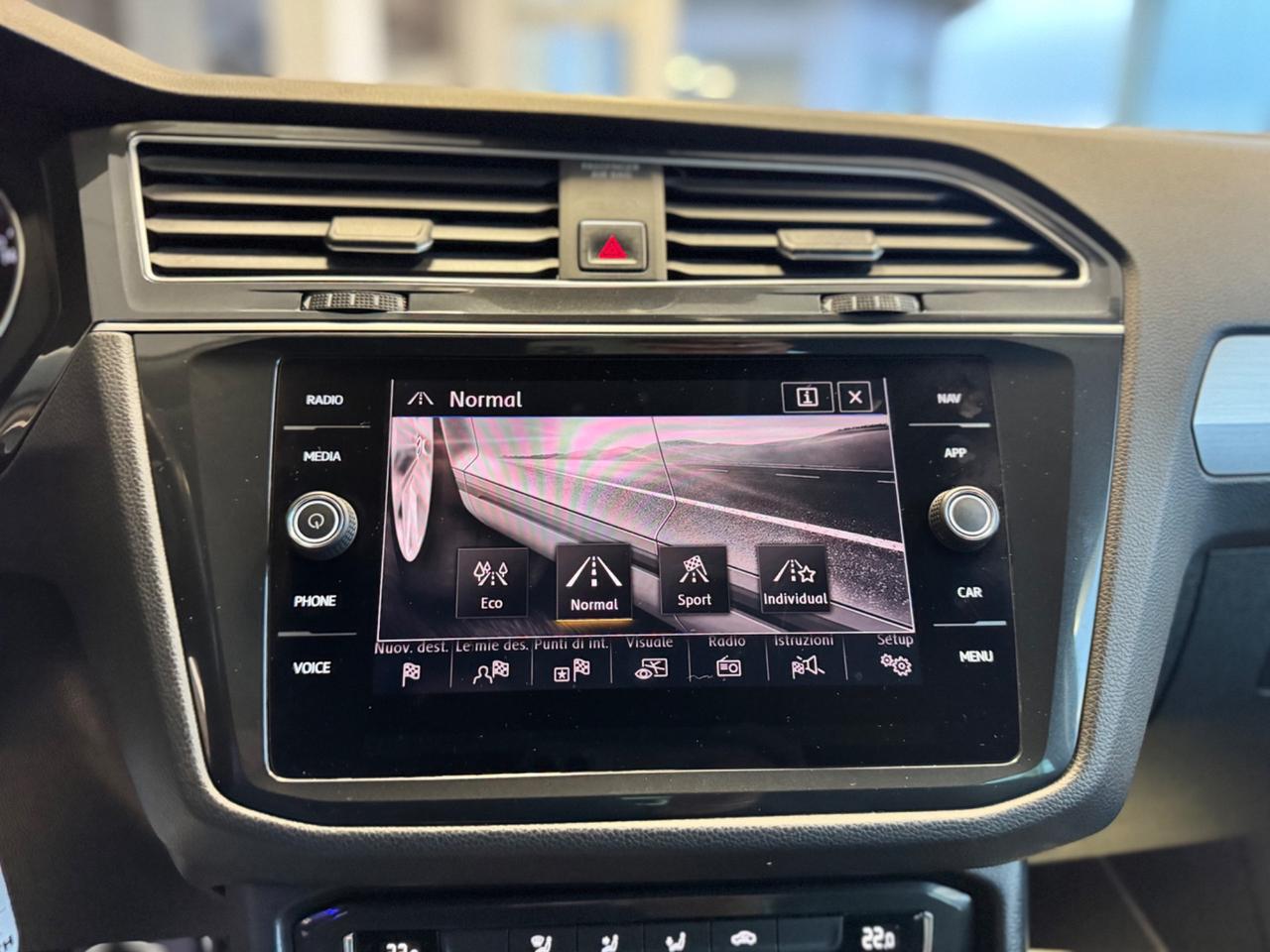 Volkswagen Tiguan 2.0 TDI SCR DSG 4MOTION Style BMT