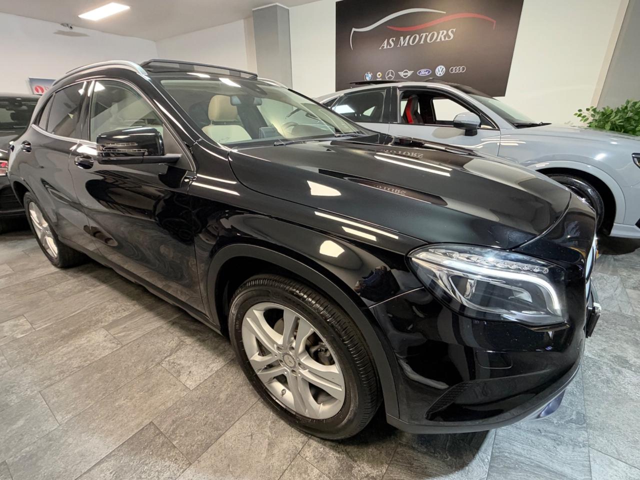 Mercedes-benz GLA 200 d Sport Tetto apribile