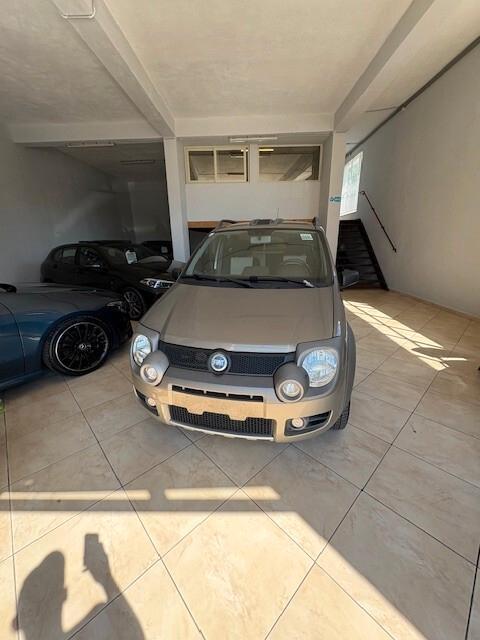 Fiat Panda 1.3 MJT 16V 4x4 Cross