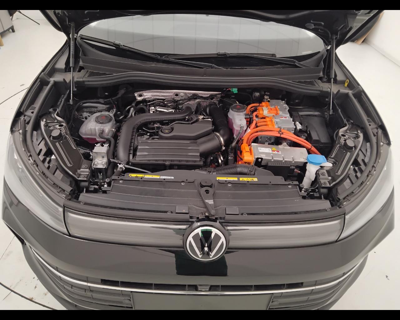 VOLKSWAGEN Tiguan III 2024 - Tiguan 1.5 tsi ehybrid Life 204cv dsg