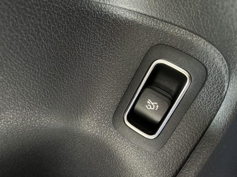 Mercedes-Benz Classe A Berlina A 180 d Sedan Automatic AMG Line Premium