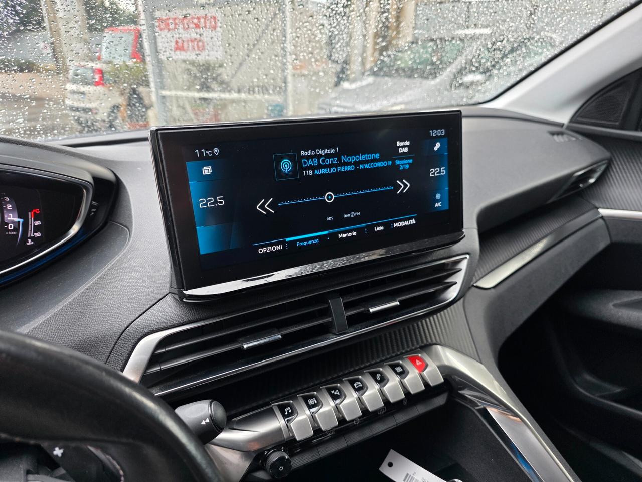 Peugeot 3008 BlueHDi 130 S&S EAT8 Business