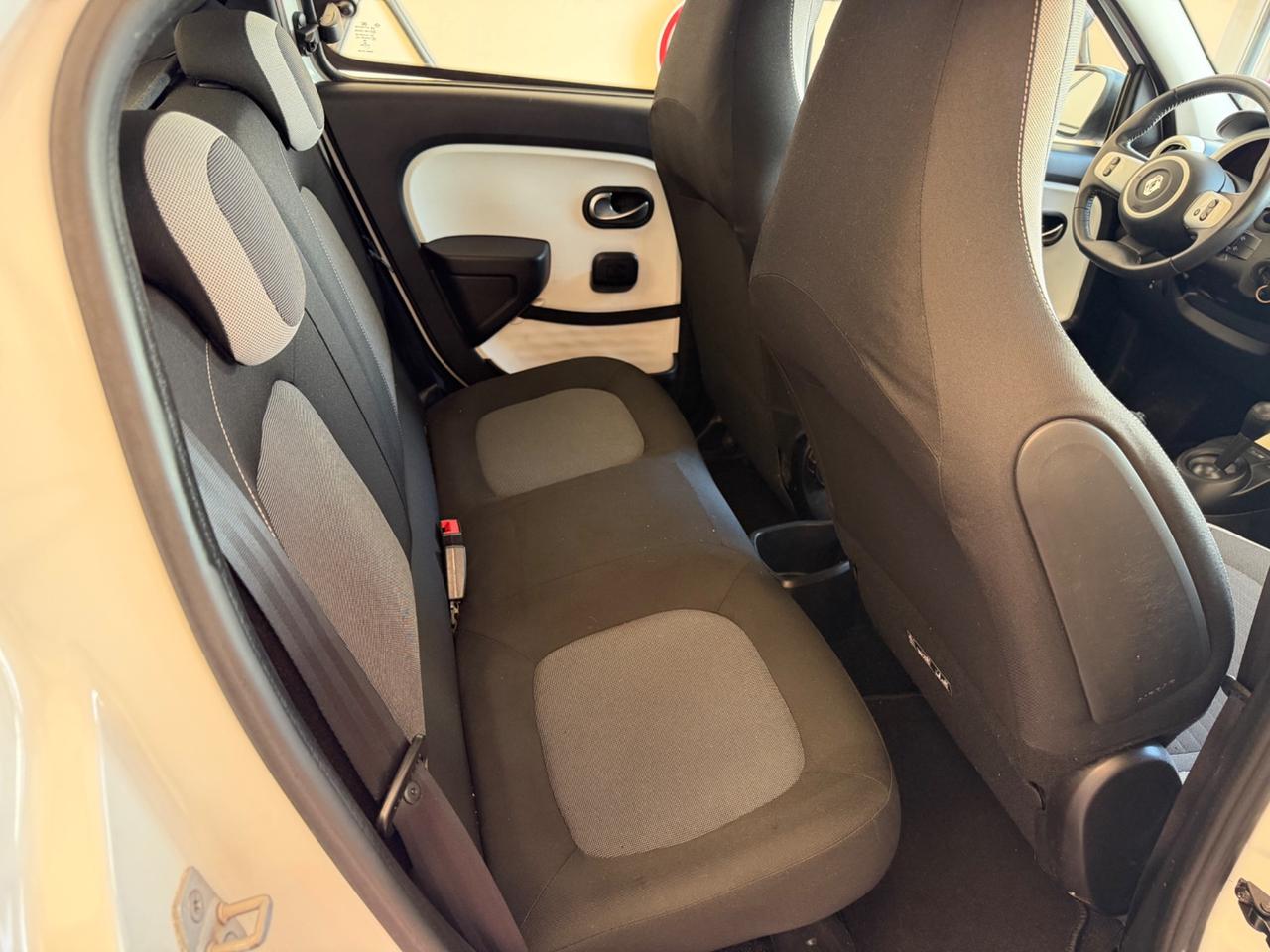 Renault Twingo TCe 90 CV EDC Intens