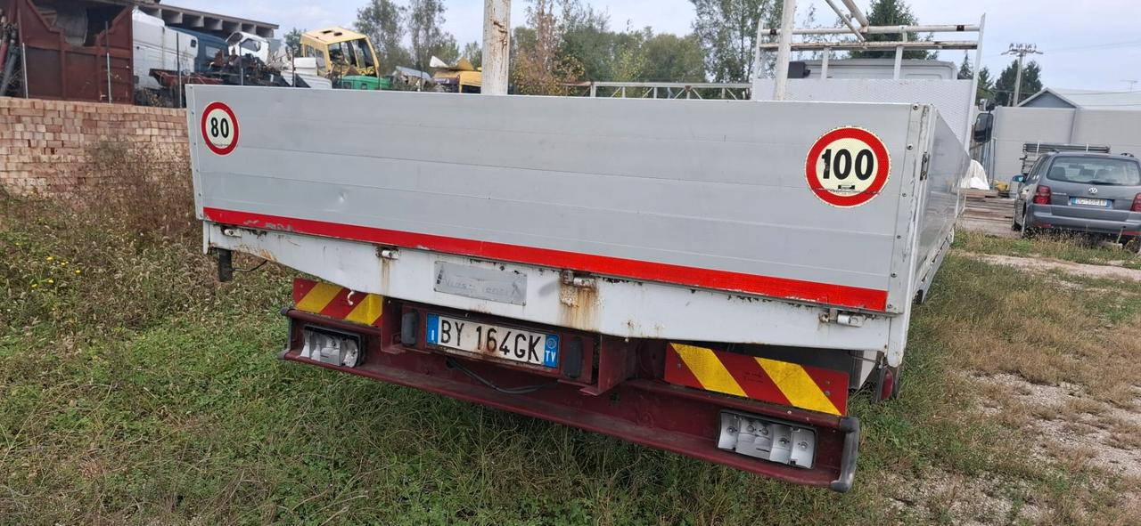 Iveco 100e18n