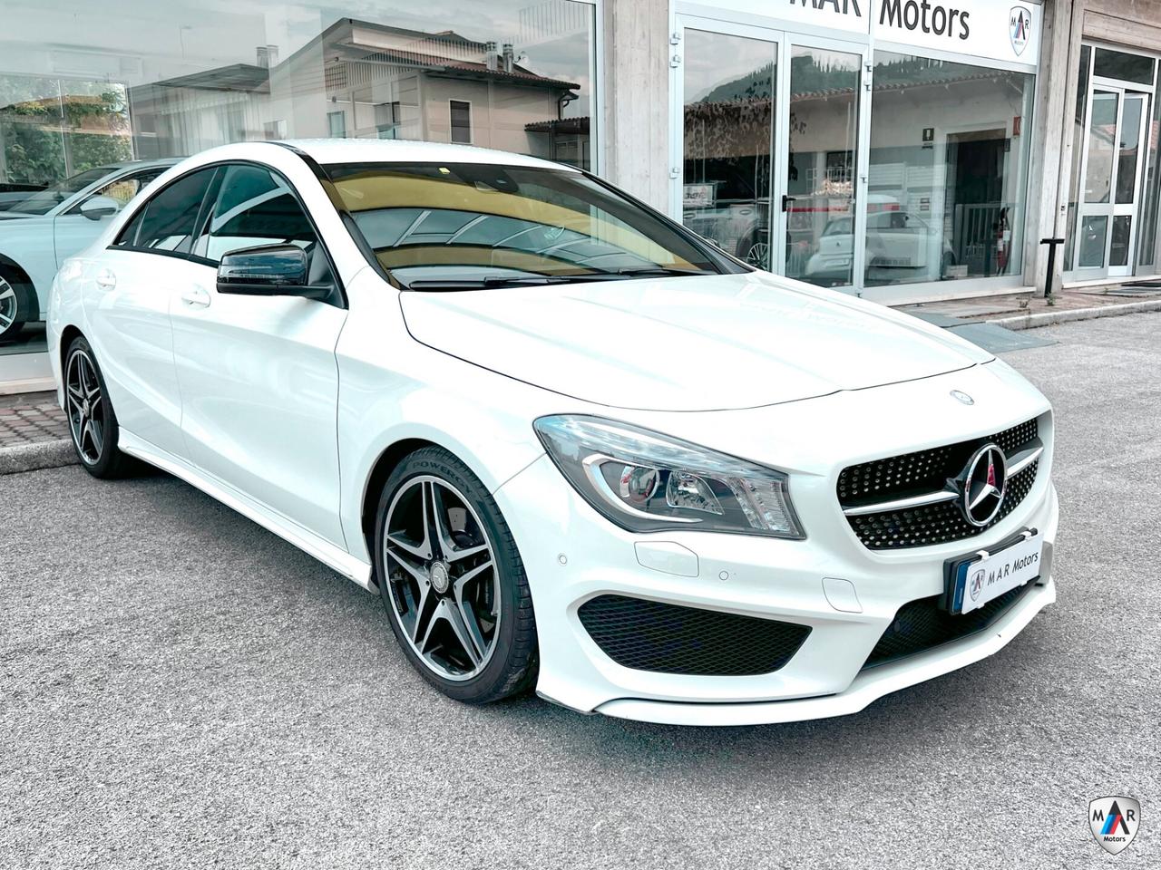 Mercedes-benz CLA 220 d Automatic Premium Dark Night