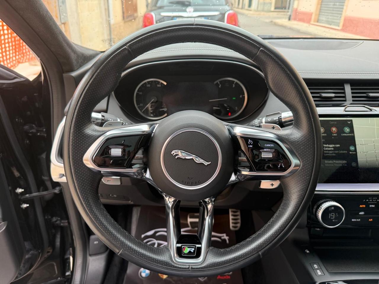 JAGUAR E-PACE 2.0D AWD R-DYNAMIC BLACK MHEV 204CV TETTO PELLE NAVI ANNO 2022