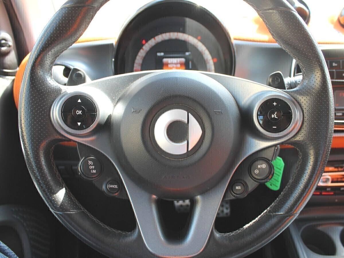 Smart ForTwo 70 1.0 Edition #1 AUT F1 CL16" CRONO TAGLIANDI SMART