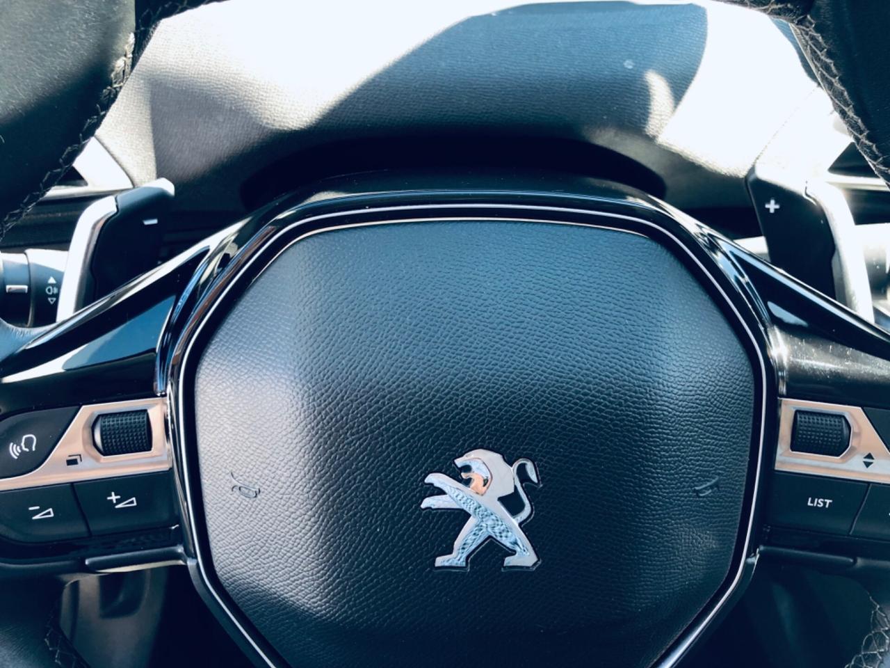 Peugeot 5008 BlueHDi 130 EAT8 Allure N1 AUTOCARRO