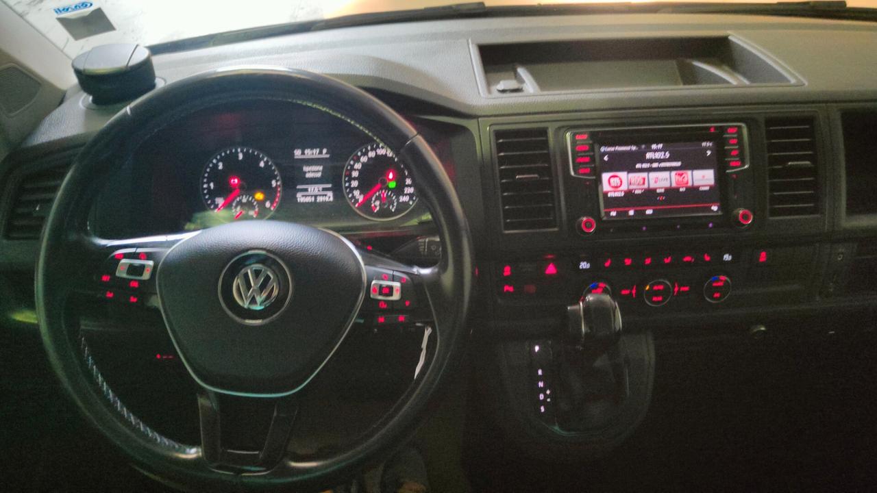 Volkswagen Caravelle 2.0 TDI 150CV DSG 4 Motion Comfortline 8POSTI GANCIO TRAINO