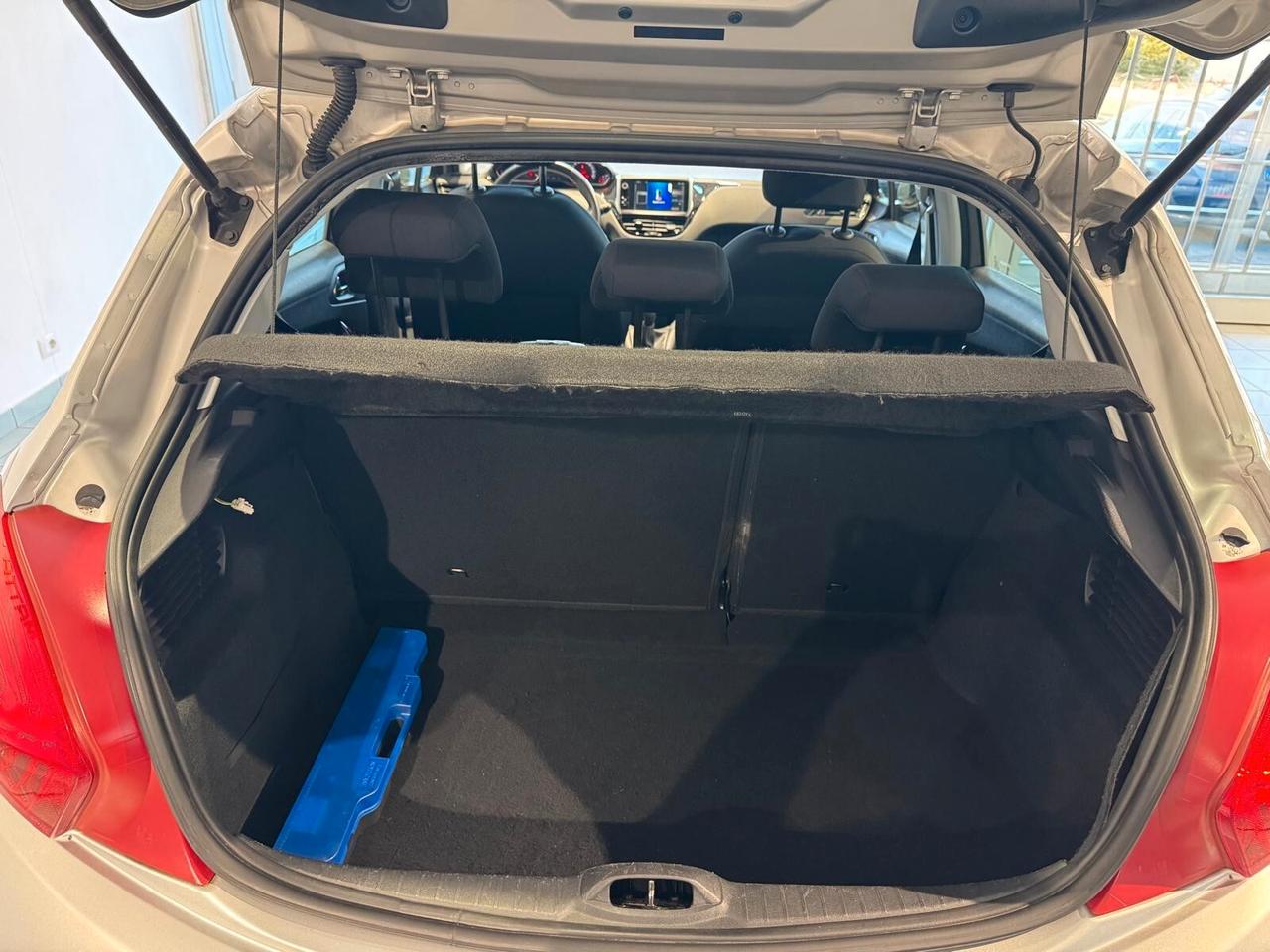 Peugeot 208 1.2 VTi 82 CV 5 porte Active