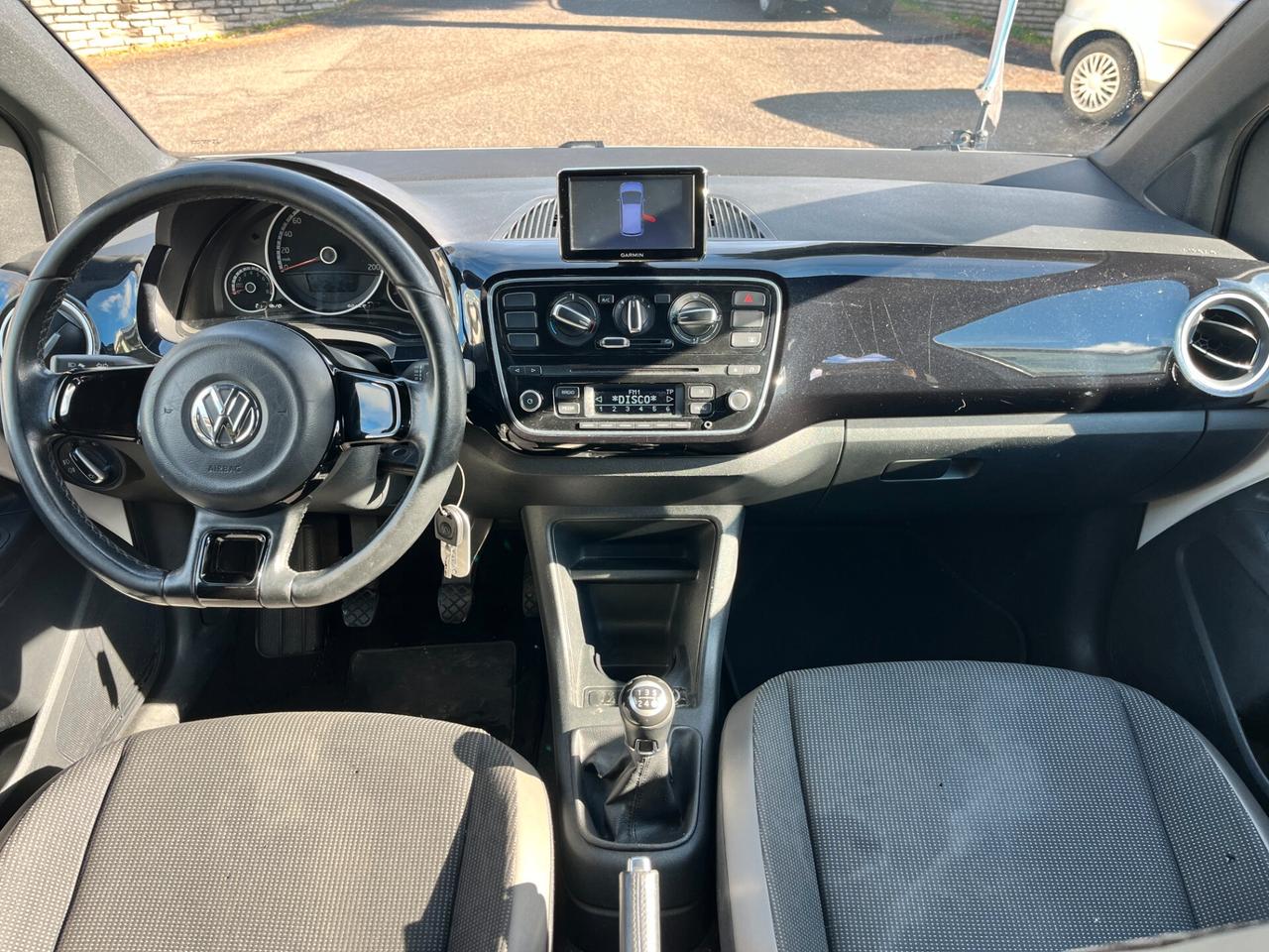 Volkswagen up! 1.0 75 CV 5p. high