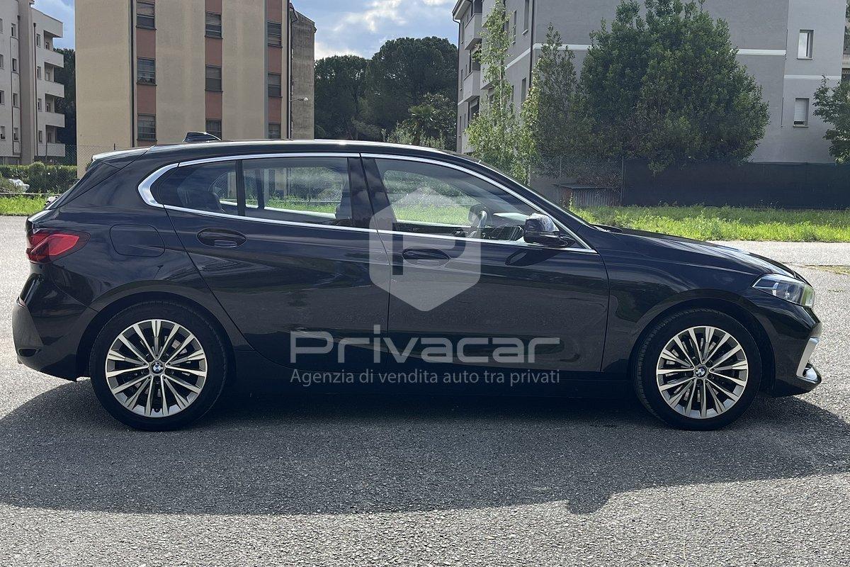 BMW 120d xDrive 5p. Luxury