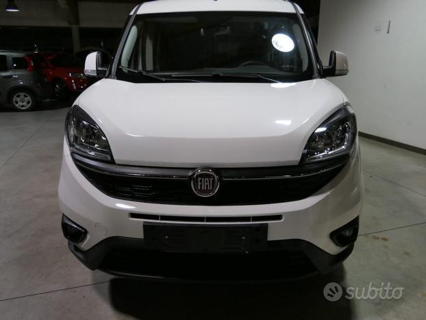 FIAT Doblo Doblò 1.4 T-Jet 16V Lounge 7 P.