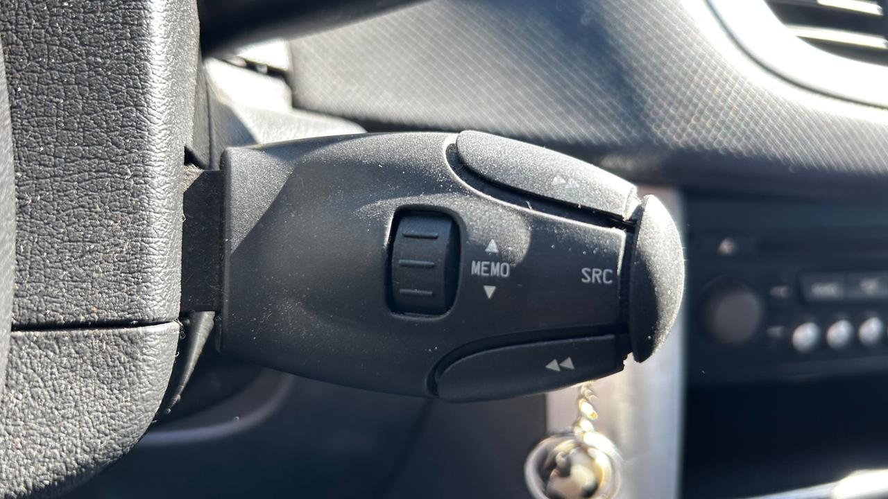 Peugeot 207 1.4 HDi 70CV 5p.