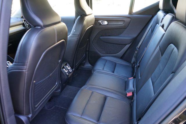 VOLVO XC40 T3 Geartronic Inscription Pari al Nuovo Certificat