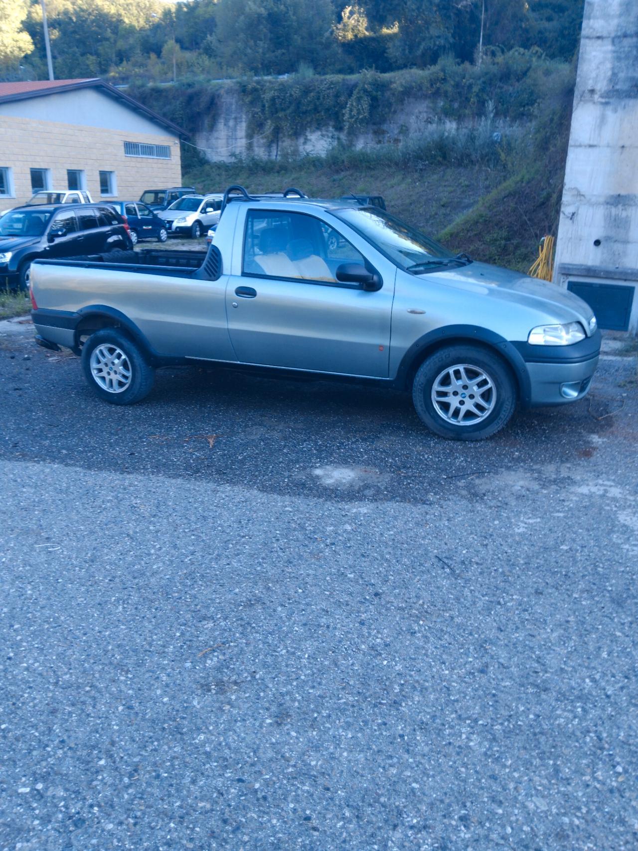 Fiat Strada 1.9 JTD Pick-up