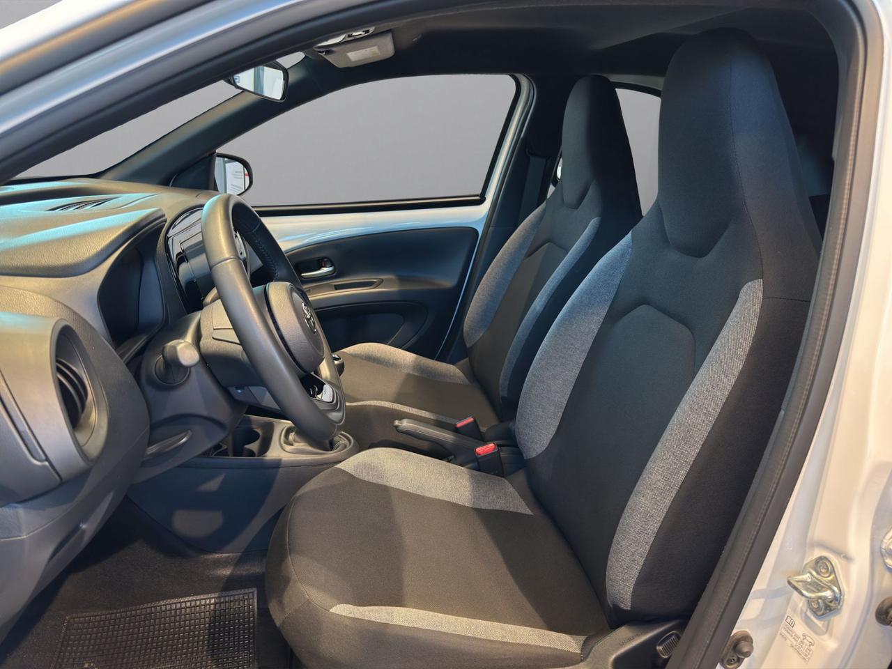 Toyota Aygo X 1.0 Active 72cv