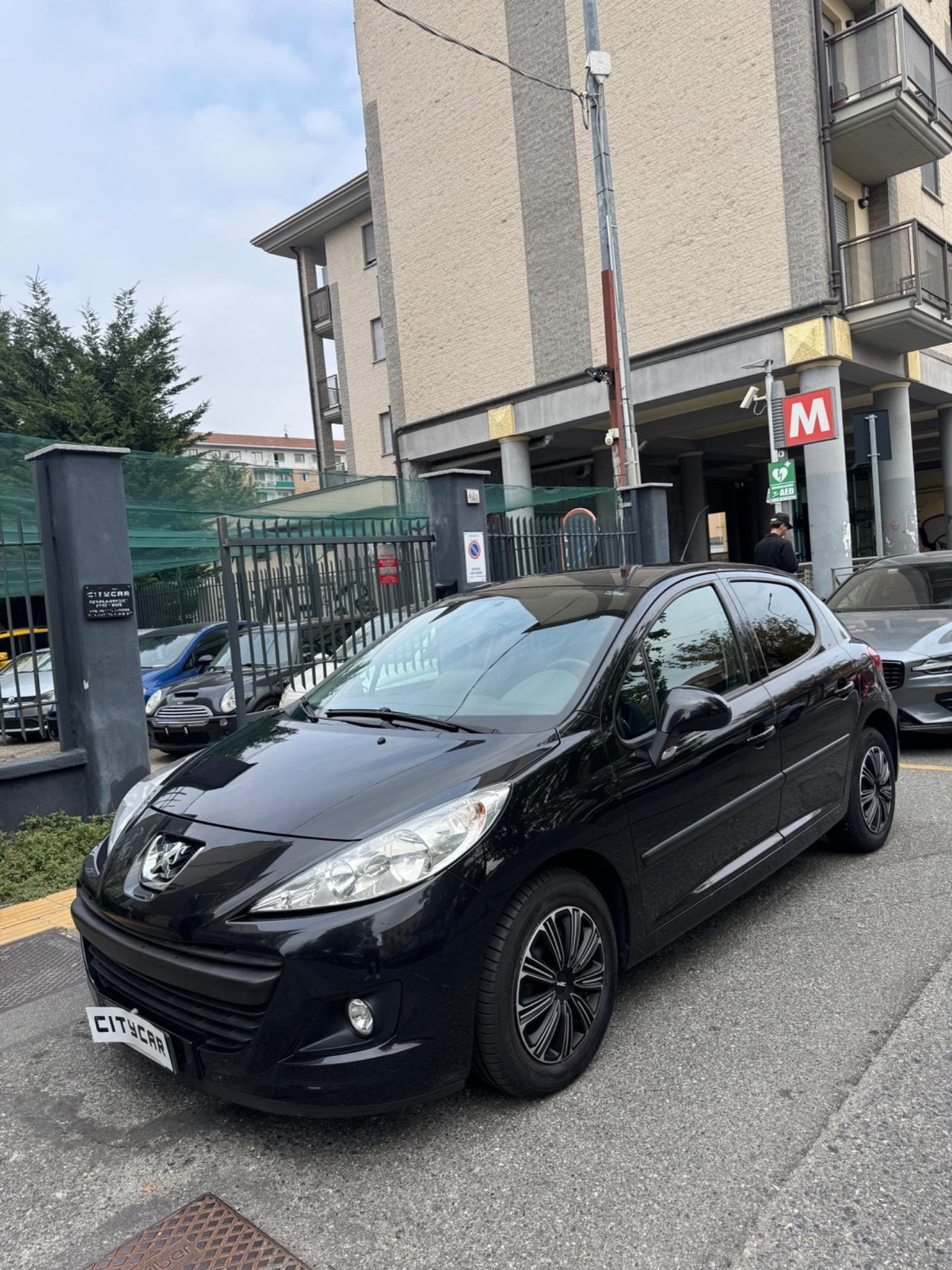 Peugeot 207 1.4 75CV 5porte X Line