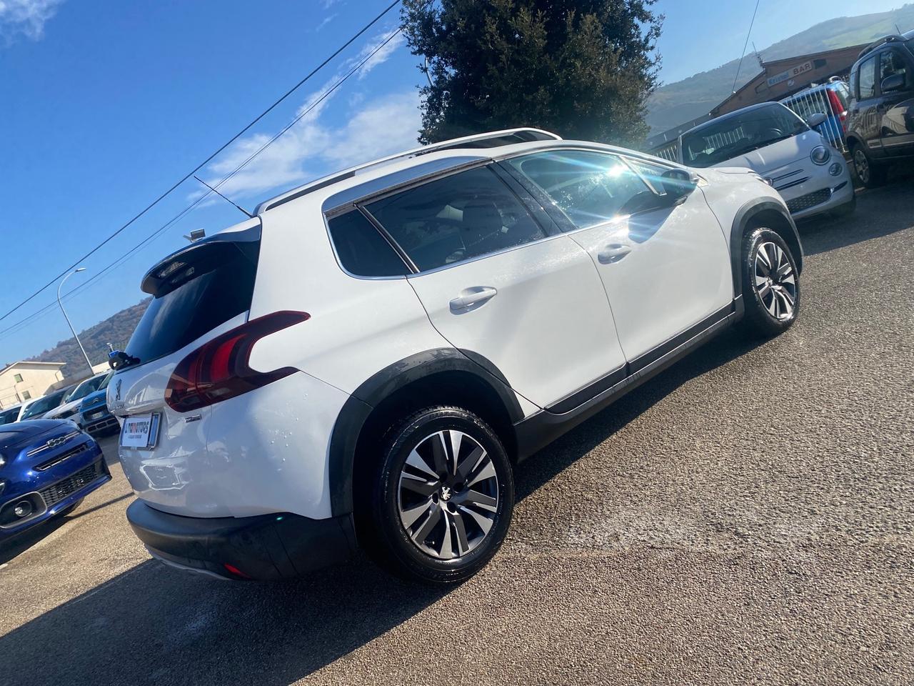 Peugeot 2008 1.2 PureTech 82 Allure