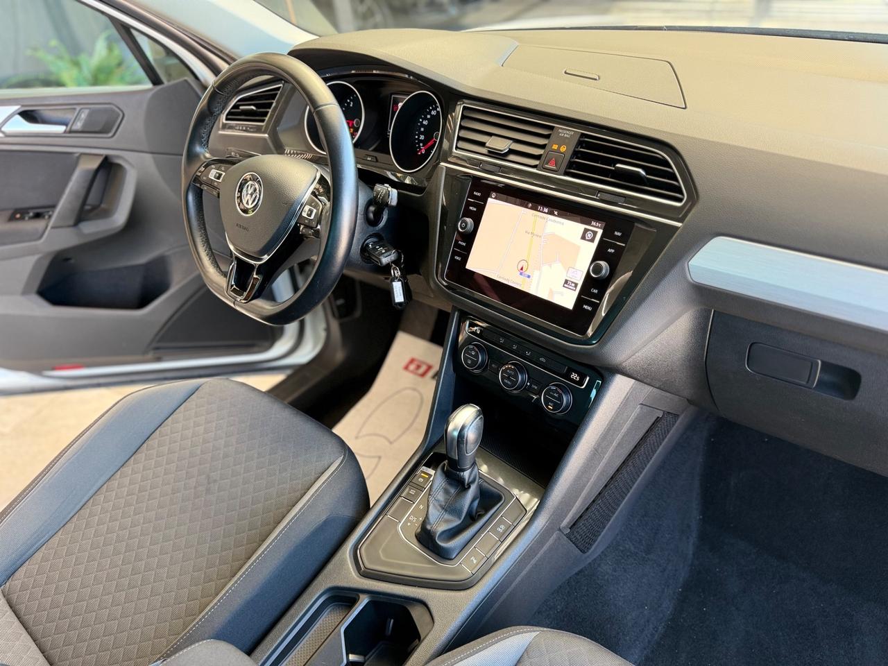 Volkswagen Tiguan 2.0 TDI SCR DSG Business BlueMotion Technology