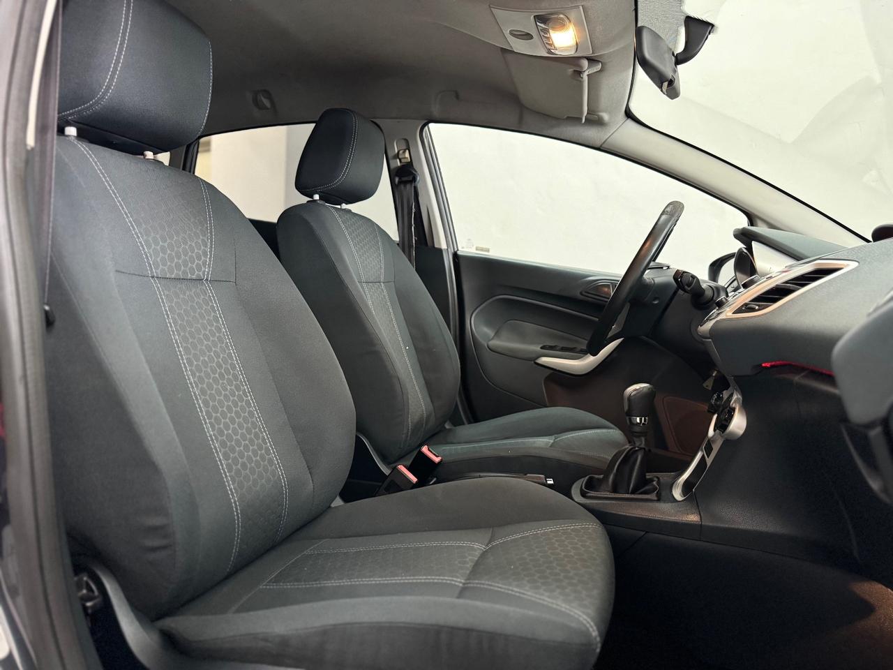 Ford Fiesta 1.4 TDCi 5p. Titanium