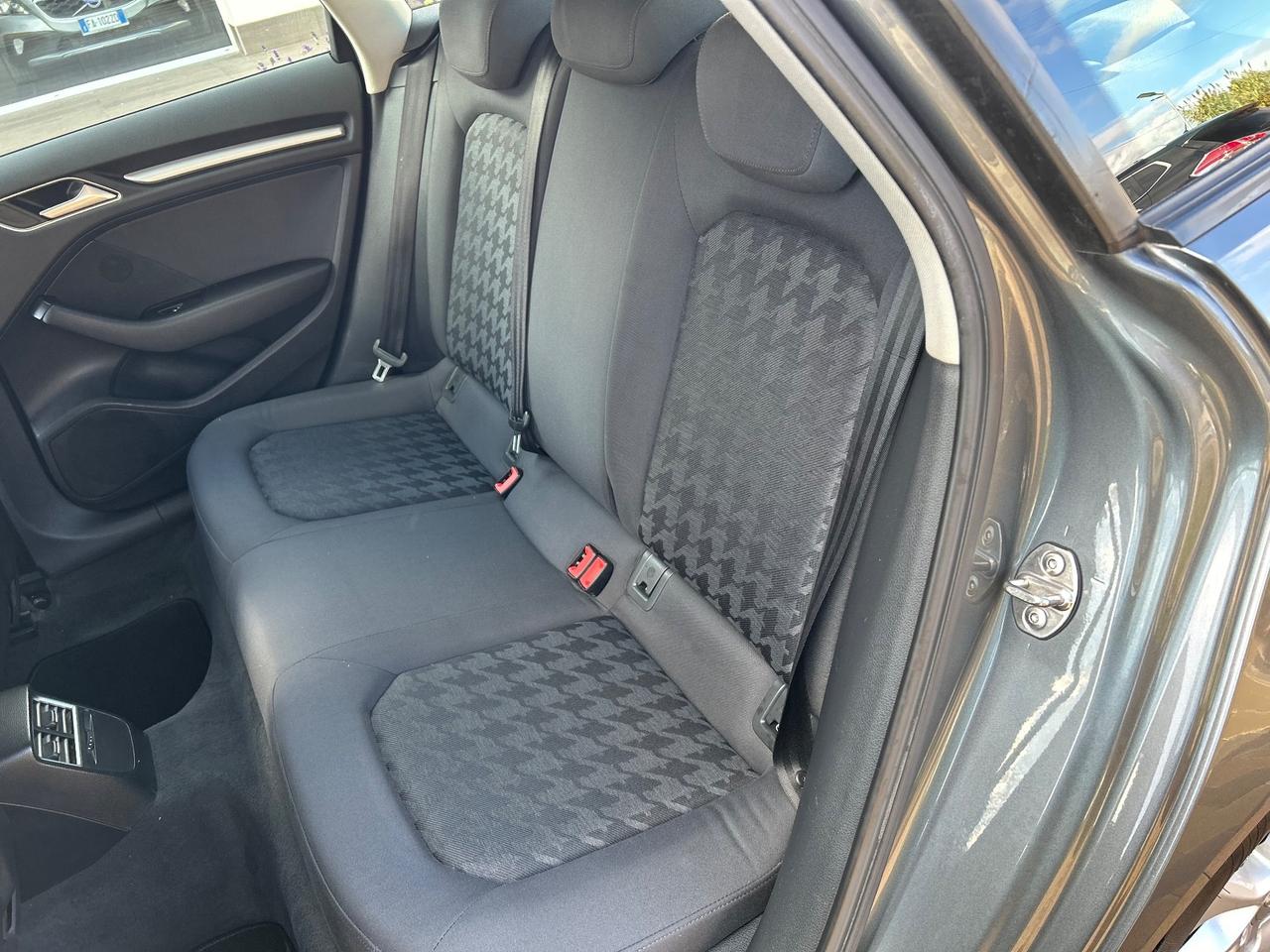 Audi A3 1.6 TDI clean diesel Ambition