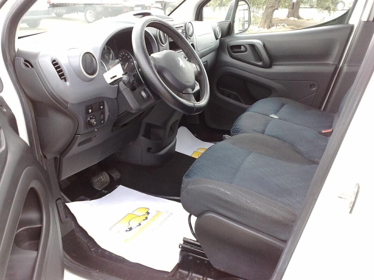 Peugeot partner 1.6hdi 90cv AUTOMATICO - 2012