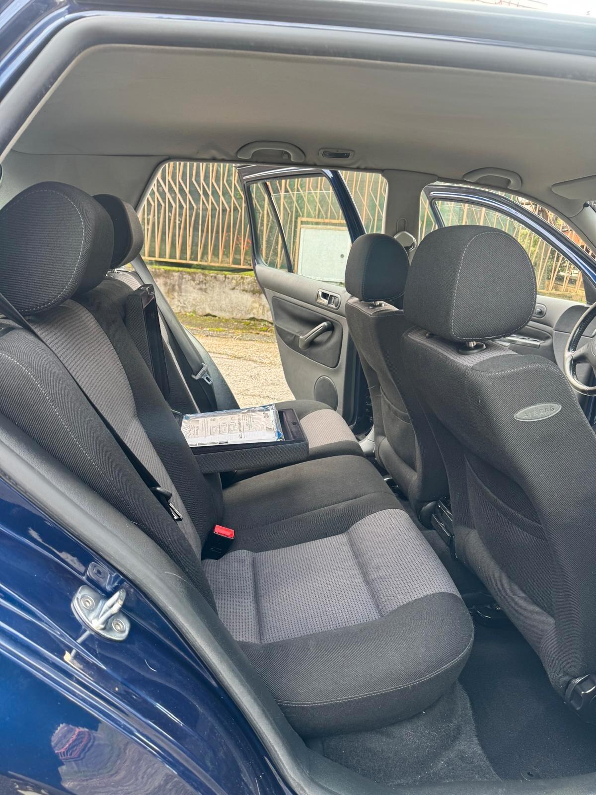 Volkswagen Golf 1.4 16V cat 5 porte