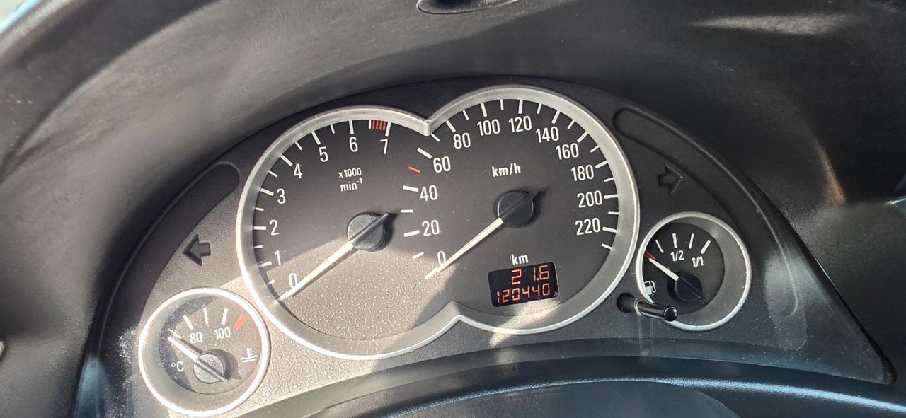 Opel Tigra TwinTop 1.4 16V Sport