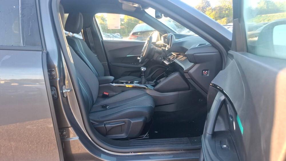 PEUGEOT 2008 1.2 PURETECH 100CV 6M. SeS ALLURE PACK ( FARI LED - I-COCKPIT - CRUISE - MIRROR - SENSORI POST. - TELECAMERA POST. - CERCHI 17 )