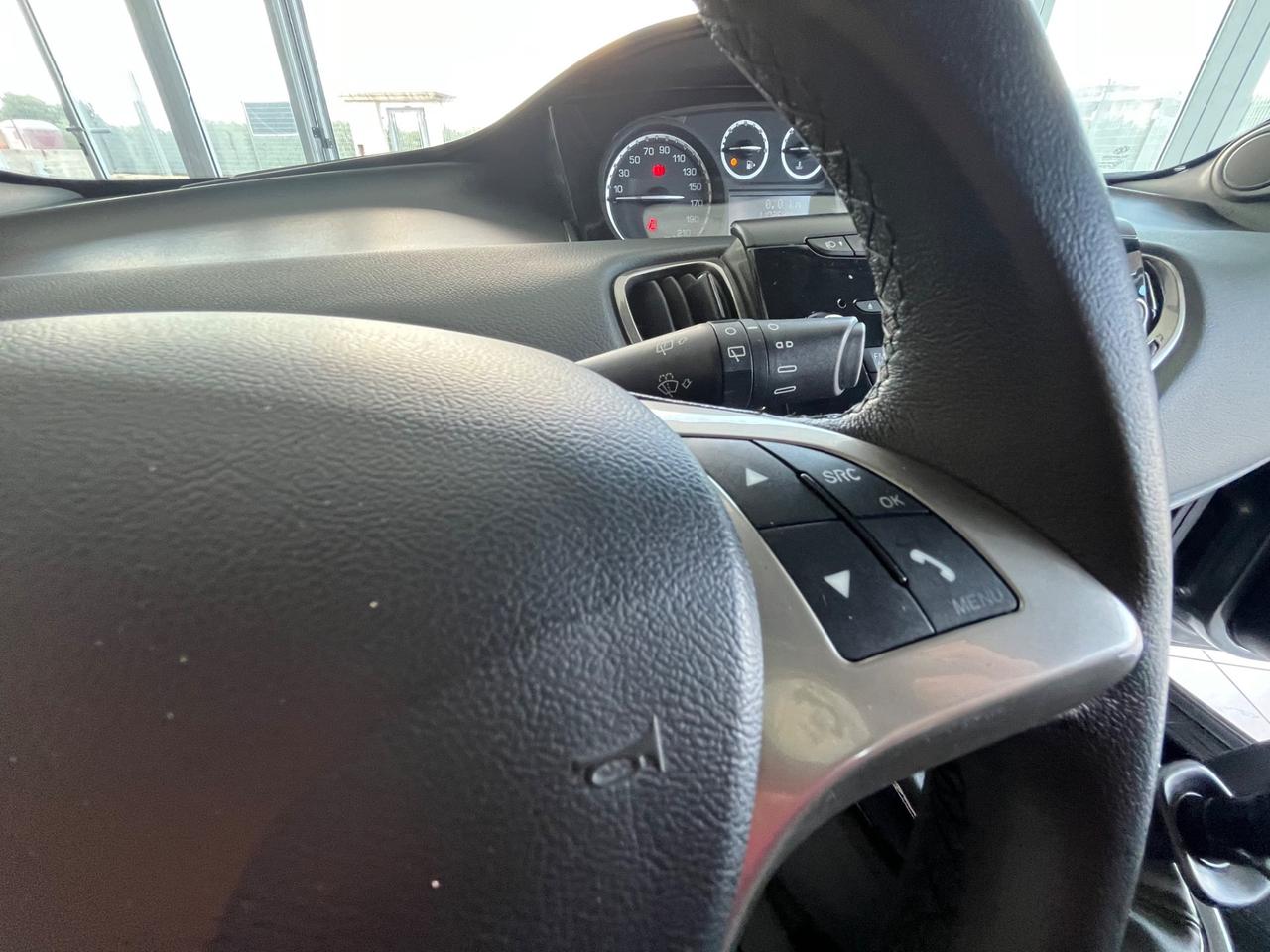 Lancia Ypsilon 1.2 69 CV 5 porte Platinum FULL