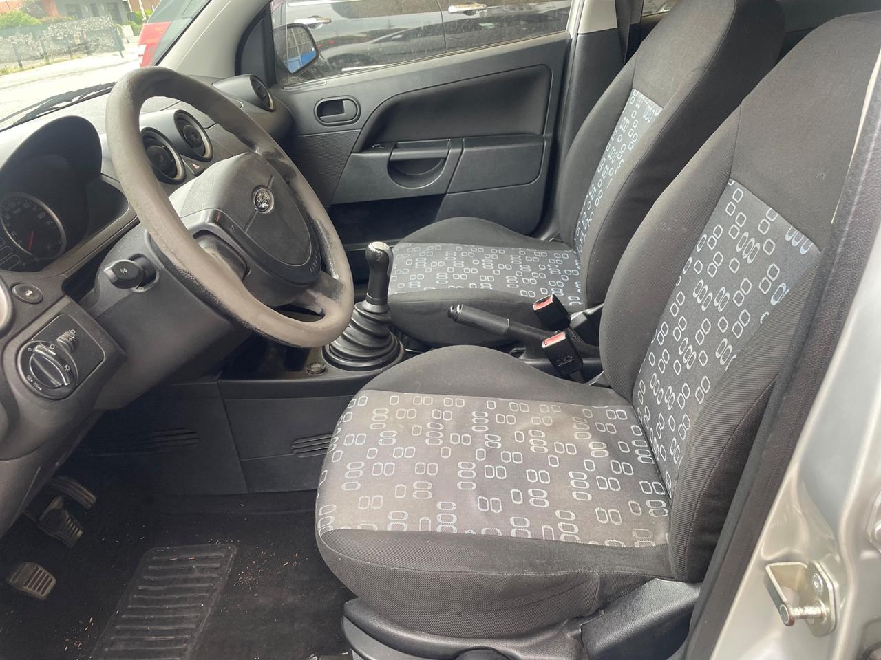 Ford Fiesta 1.2 16V 5p. Ghia