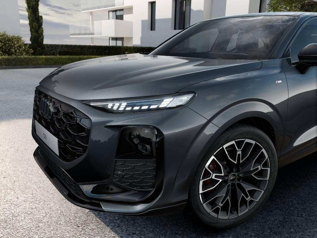 Audi Q3 II 2025 Sportback Sportback TFSI S Line Quattro 204cv-Tetto-Sosp. Pneu