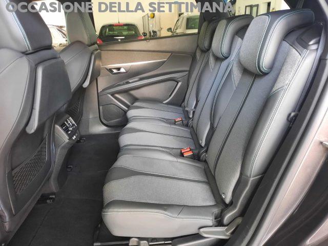 PEUGEOT 5008 BlueHDi 130 S&S EAT8 Allure Pack