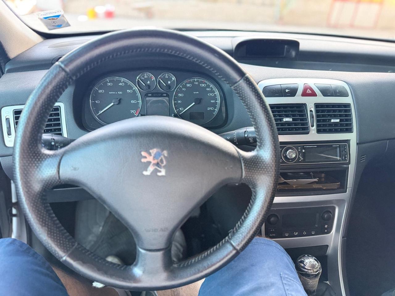 Peugeot 307 1.6 16V 5porte benzina e a gpl