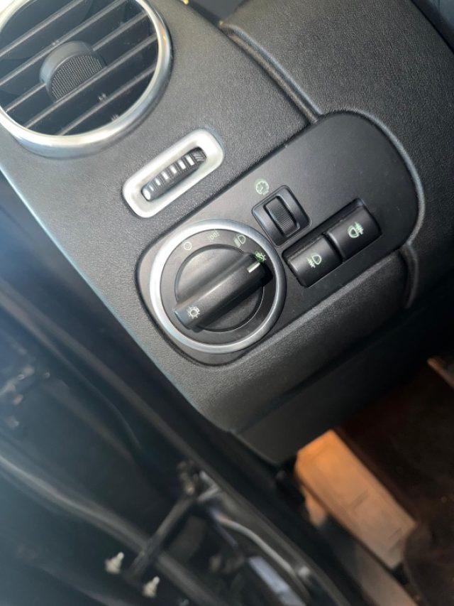 LAND ROVER Discovery 4 3.0 TDV6 211CV SE //AUTOCARRO//