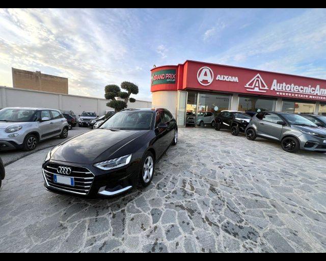 AUDI A4 Avant 35 TDI/163 CV S tronic